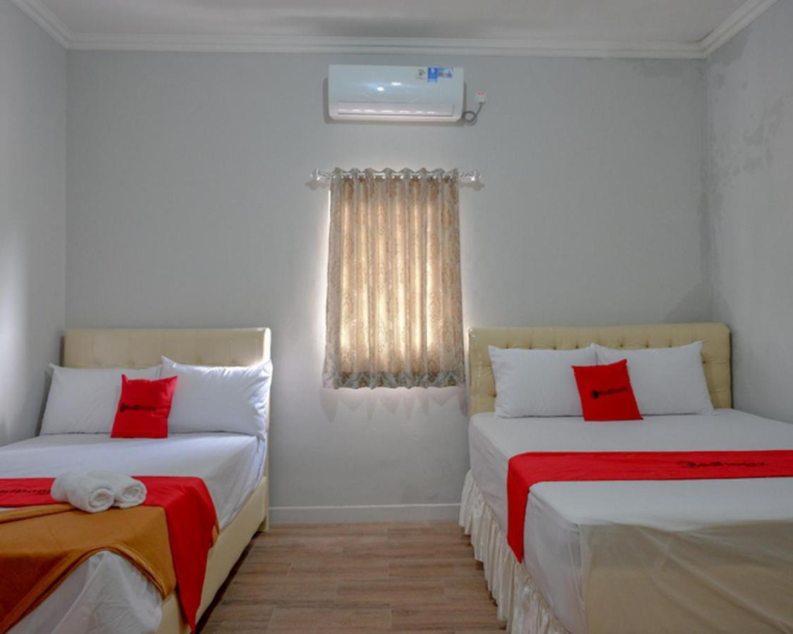 Reddoorz @ City Park Medoho Semarang Alastuwo Екстер'єр фото