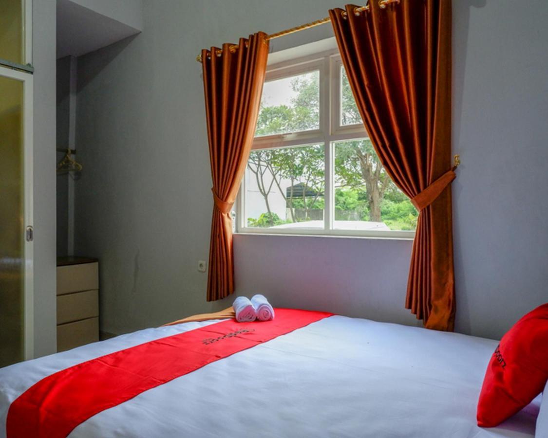 Reddoorz @ City Park Medoho Semarang Alastuwo Екстер'єр фото