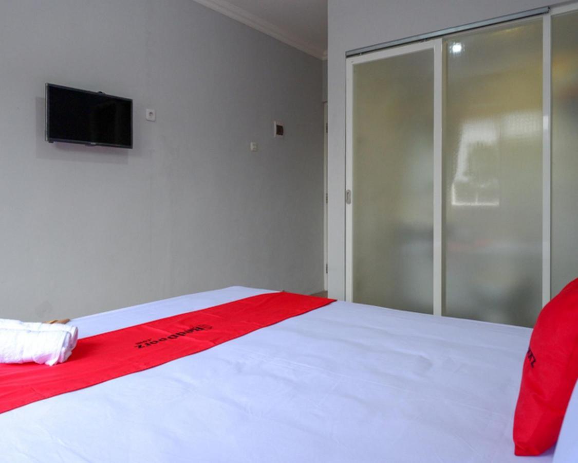 Reddoorz @ City Park Medoho Semarang Alastuwo Екстер'єр фото